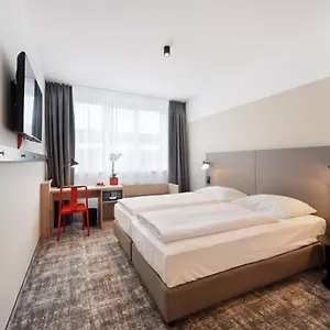 Wyndham Garden Messe Hotell