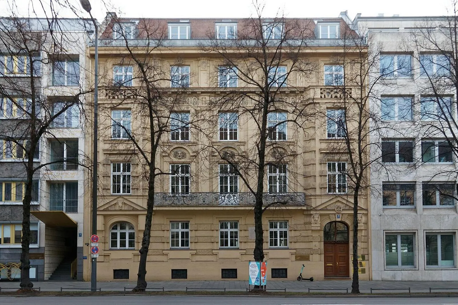 The Gallery Apartment Munich